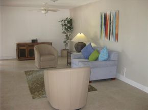 9233 SW 8th St 103, Boca Raton FL 33428