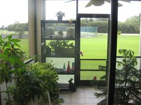 9233 SW 8th St 103, Boca Raton FL 33428