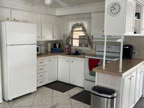 8550 SW 22nd St, Davie FL 33324