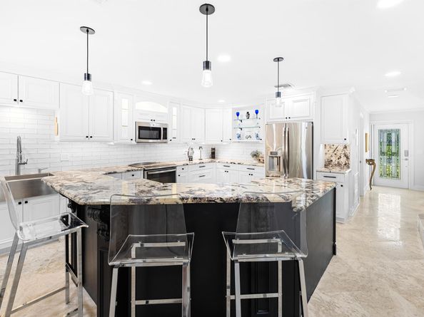 1015 Bel Air Drive 2, Highland Beach FL 33487