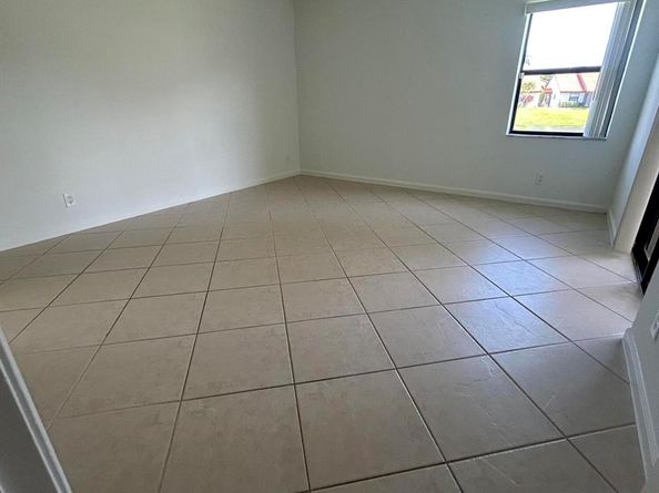 45 Columbia Court, Deerfield Beach FL 33442