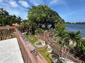 45 Columbia Court, Deerfield Beach FL 33442