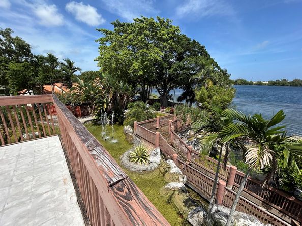 45 Columbia Court, Deerfield Beach FL 33442