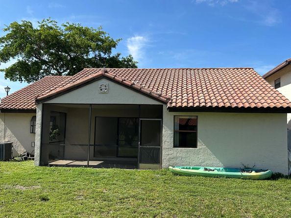 45 Columbia Court, Deerfield Beach FL 33442