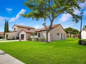 45 Columbia Court, Deerfield Beach FL 33442