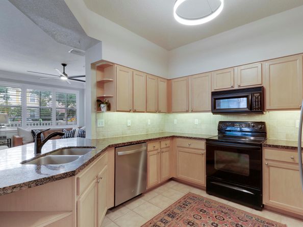 776 Dakota Drive 106, Jupiter FL 33458