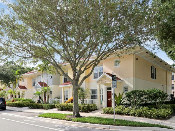 776 Dakota Drive 106, Jupiter FL 33458