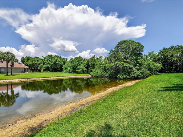 5965 Parkwalk Drive, Boynton Beach FL 33472