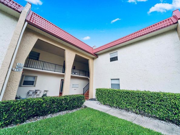 129 Lake Carol Drive 129, West Palm Beach FL 33411