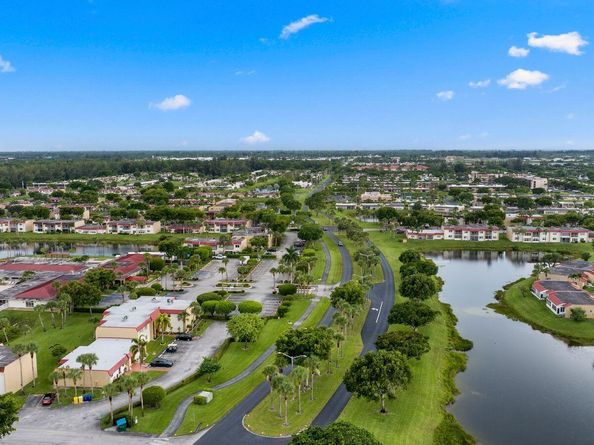 129 Lake Carol Drive 129, West Palm Beach FL 33411