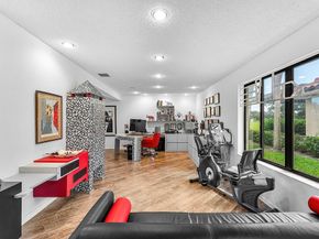 14 Oaks Lane, Boynton Beach FL 33436
