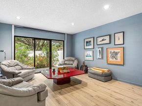 14 Oaks Lane, Boynton Beach FL 33436
