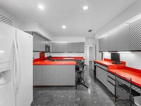 14 Oaks Lane, Boynton Beach FL 33436