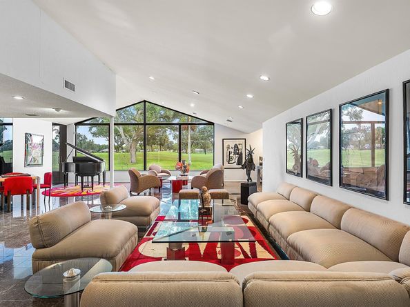 14 Oaks Lane, Boynton Beach FL 33436