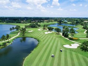 14 Oaks Lane, Boynton Beach FL 33436
