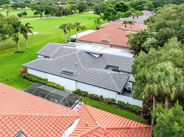 14 Oaks Lane, Boynton Beach FL 33436
