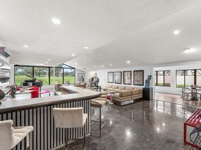 14 Oaks Lane, Boynton Beach FL 33436