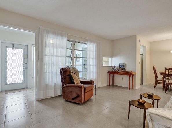 1300 N 12th Ct 4B, Hollywood FL 33019