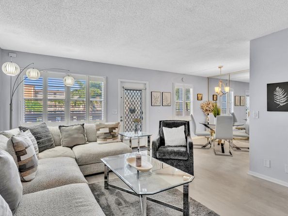 2083 Guildford E, Boca Raton FL 33434