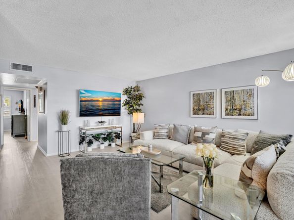 2083 Guildford E, Boca Raton FL 33434