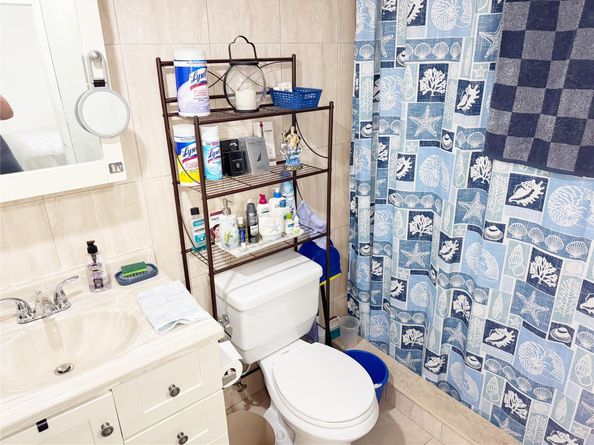 6780 W 2nd Ct 313, Hialeah FL 33012