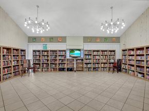 2208 S Cypress Bend Dr 401, Pompano Beach FL 33069
