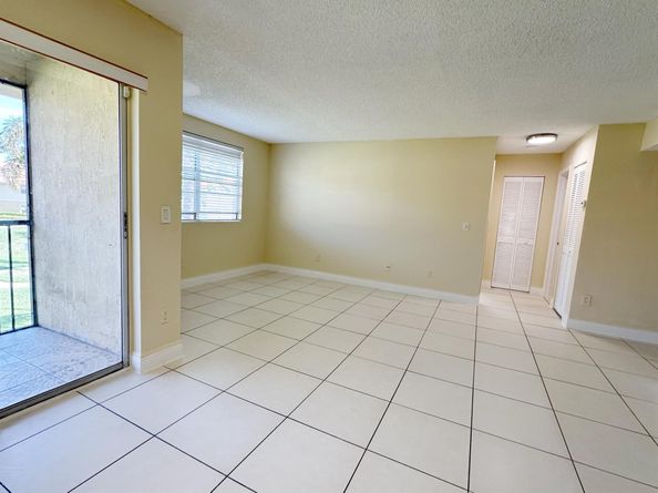 1241 SW 46th Avenue 1008, Pompano Beach FL 33069