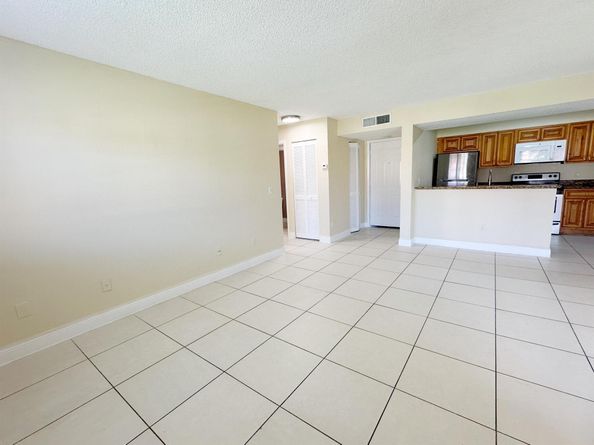 1241 SW 46th Avenue 1008, Pompano Beach FL 33069