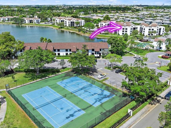 210 Lake Pointe Drive 310, Oakland Park FL 33309