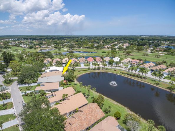 12921 Oak Knoll Drive, Palm Beach Gardens FL 33418
