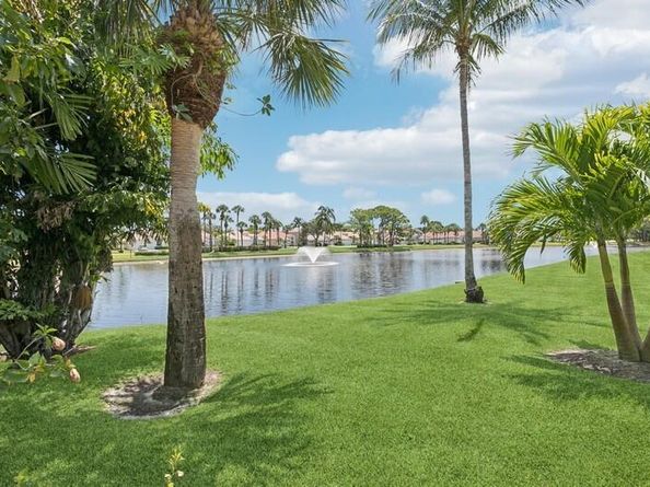 12921 Oak Knoll Drive, Palm Beach Gardens FL 33418
