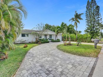 801 SE 9th Ave