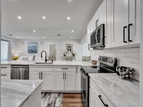 801 SE 9th Ave, Deerfield Beach FL 33441