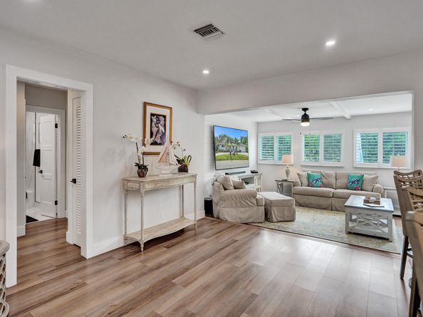 801 SE 9th Ave, Deerfield Beach FL 33441