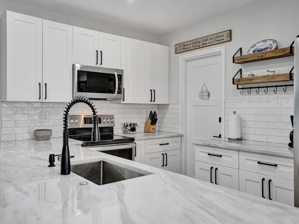 801 SE 9th Ave, Deerfield Beach FL 33441