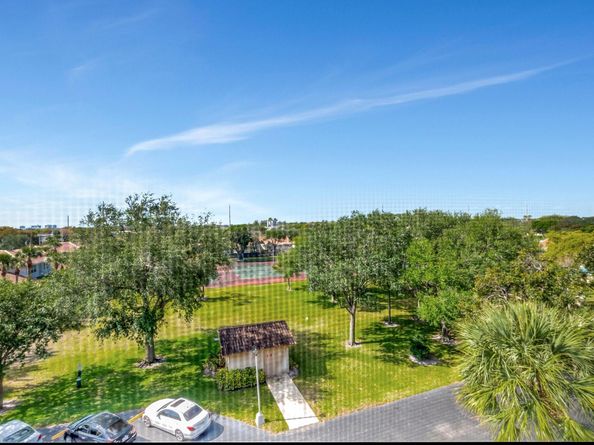 5260 NW 2nd Ave 504, Boca Raton FL 33487