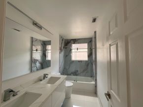 6805 NW 75th Pl, Parkland FL 33067