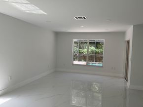 6805 NW 75th Pl, Parkland FL 33067