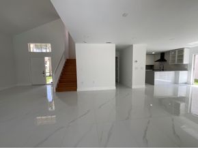 6805 NW 75th Pl, Parkland FL 33067