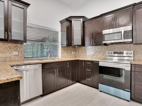5264 NW 89th Dr, Coral Springs FL 33067