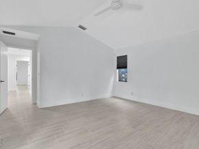 5264 NW 89th Dr, Coral Springs FL 33067