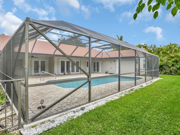 5264 NW 89th Dr, Coral Springs FL 33067