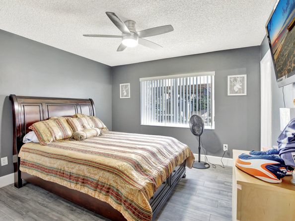 11536 SW 55th Court, Cooper City FL 33330