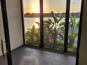 212 Lake Point Dr 211, Oakland Park FL 33309