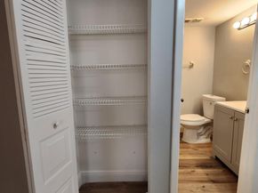 212 Lake Point Dr 211, Oakland Park FL 33309