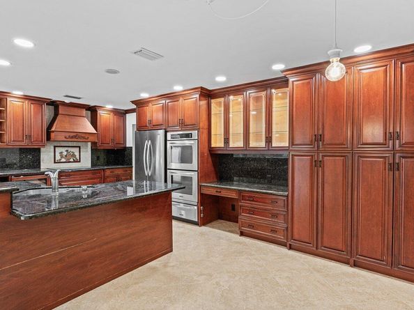 6015 Buena Vista Court, Boca Raton FL 33433