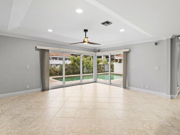 6015 Buena Vista Court, Boca Raton FL 33433