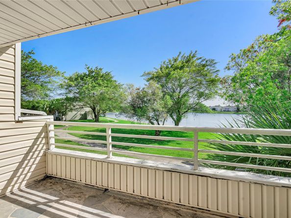 3457 NW 44th St 202, Oakland Park FL 33309