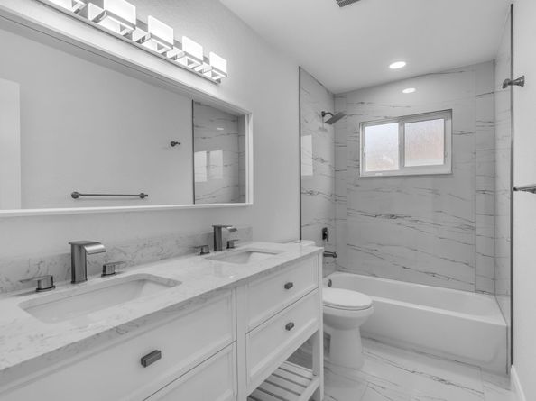 1911 NW 107th Dr, Coral Springs FL 33071