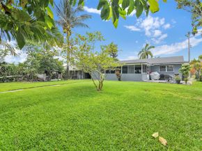 324 Davis Rd, Palm Springs FL 33461